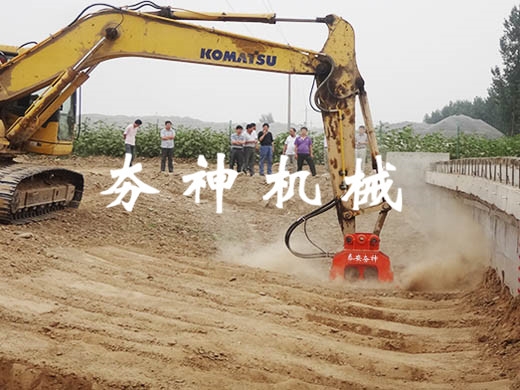 VC-D系列多功能液壓振動夯實機(jī)施工案例