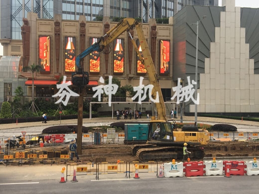 VC-D系列多功能液壓振動夯實(shí)機(jī)施工案例